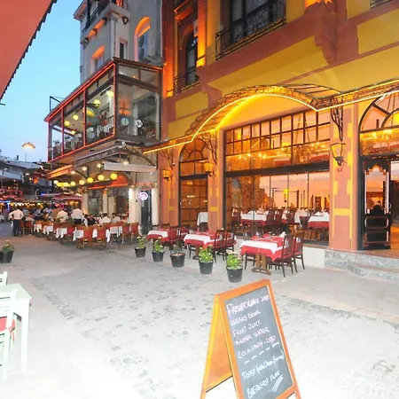 The Old Ottoman Castle 4* Provincia di Istanbul