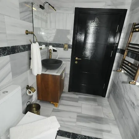 The Old Ottoman Castle イスタンブール