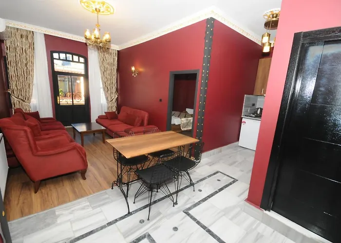 Aparthotel The Old Ottoman Castle 4*