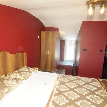 Hotel apartamentowy The Old Ottoman Castle *