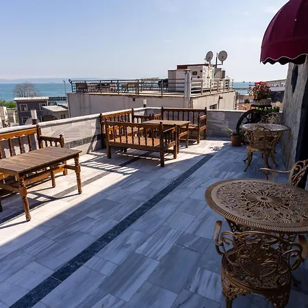 The Old Ottoman Castle Lejlighedshotel 3*
